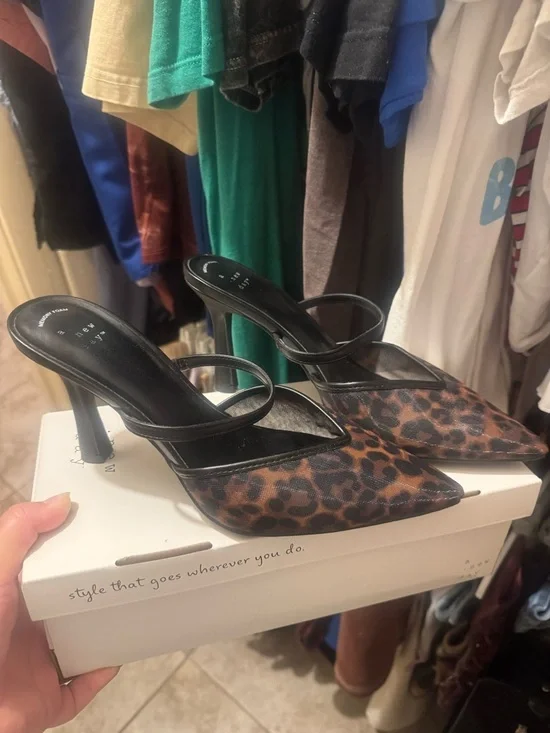 a new day Leopard-Print Pointed Toe Mule Heels with Black Straps - Picture 2 of 3